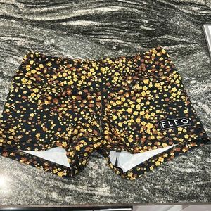 Fleo shorts, 3 in
